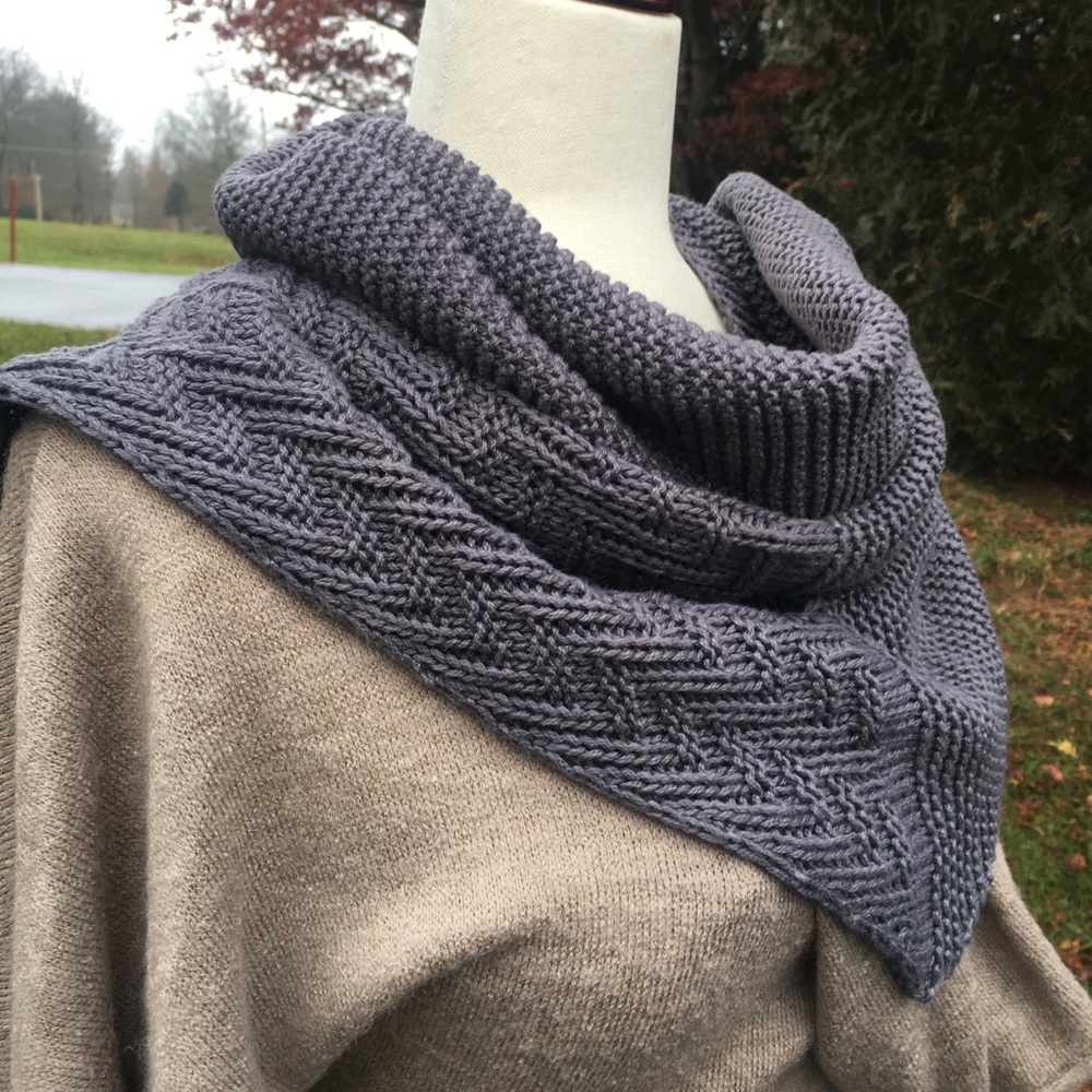 Hand knitted wingspan triangular shawl. Cotton yarn.